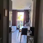 Apartman Meuble Et Equipe, En Zone Naturelle, A Deux Pas De L'hyper Centre *