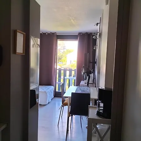 Apartment Meuble Et Equipe, En Zone Naturelle, A Deux Pas De L'hyper Centre *