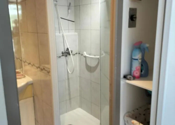 Apartman Meuble Et Equipe, En Zone Naturelle, A Deux Pas De L'hyper Centre Dax