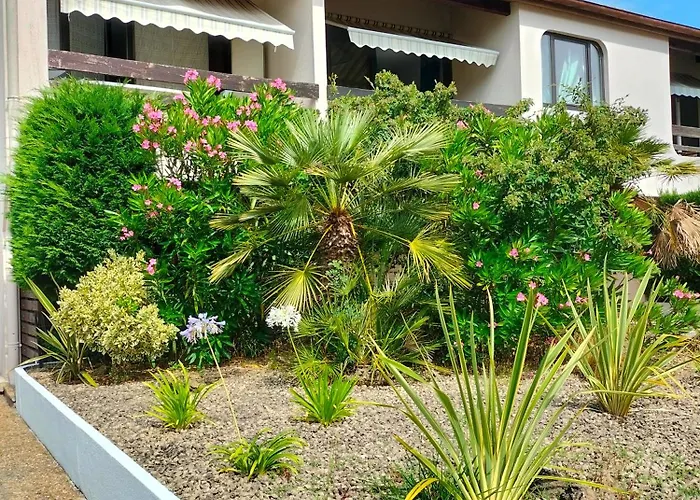 Meuble Et Equipe, En Zone Naturelle, A Deux Pas De L'hyper Centre